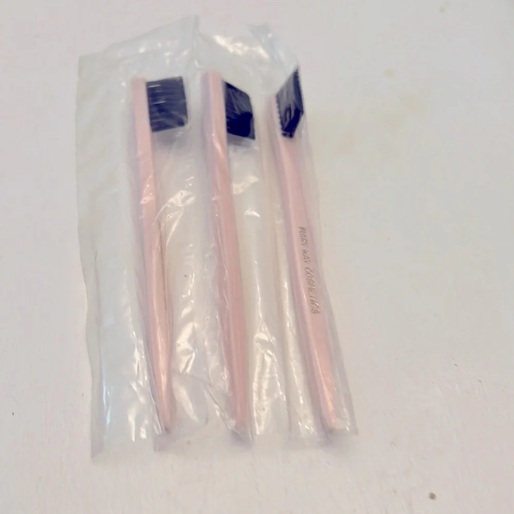 Mary Kay Cosmetics Pink Eyebrow Brushes Three New